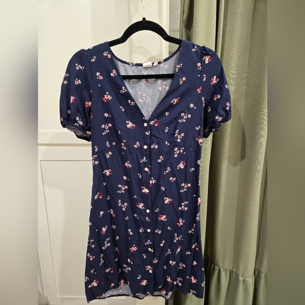 Navy Floral V-Neck Short Sleeve Dress - Picture 2 of 5